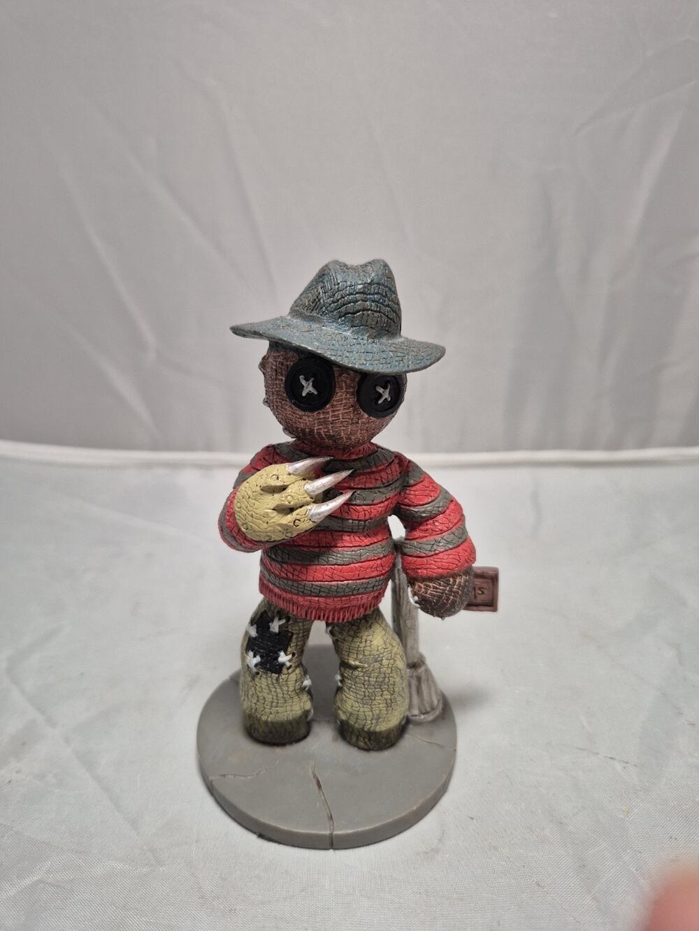 💥 Ebros Pinheadz Monster with Voodoo Stitches Figurine 4.25"H (Freddy Krueger)